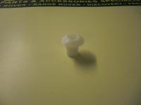 FEMALE CLIPS FOR DOOR TRIM [BRITPART MWC3136]