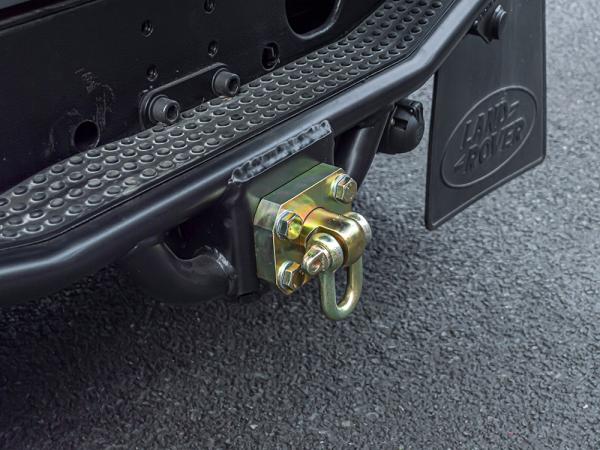 Swivel Shackle for NAS Rear Towsteps [BRITPART DA3784]