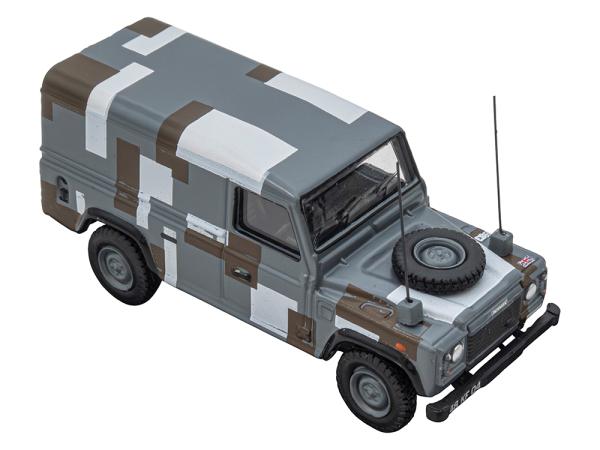 Defender Berlin Scheme Military Colours 1:76 Model [BRITPART DA5356]