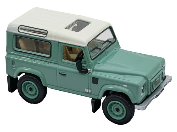 Defender 90 Heritage Model 1:76 Scale [BRITPART DA5571]