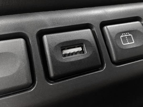 USB Charger [MUD DA6674]