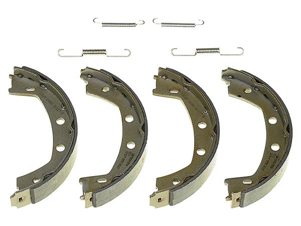 Handbrake Shoes [BREMBO LR001020BR] Primary Image