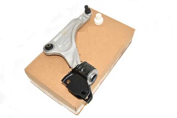 Front Lower Suspension Arm - Right Hand [BRITPART LR078656]