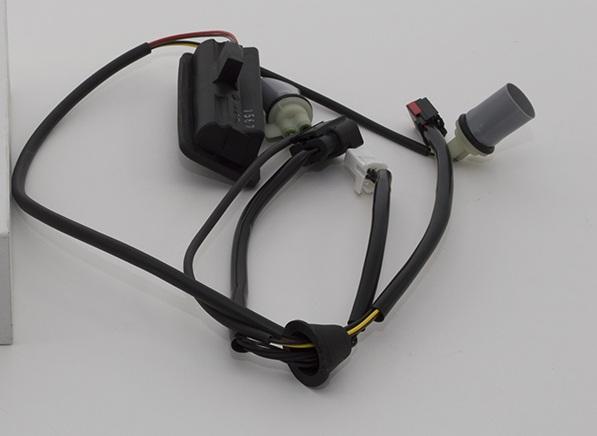 TTailgate Release Switch - Upper [LAND ROVER LR083610GEN]