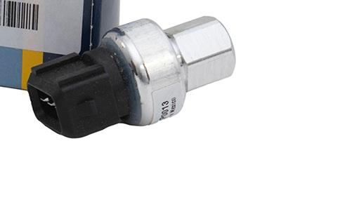 Refrigerant Pressure Sensor [FACET LR086926]