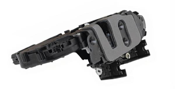 RHD Right hand Front Door Catch [LAND ROVER LR091359GEN]