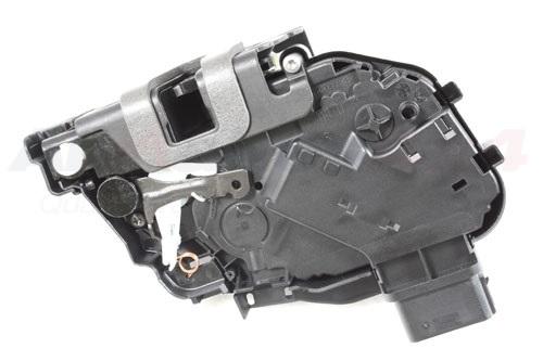Rear Right Door Latch [BRITPART LR091360]