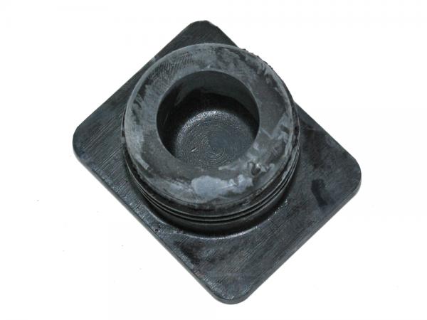 Chassis Plug - Front [BRITPART NRC6935]