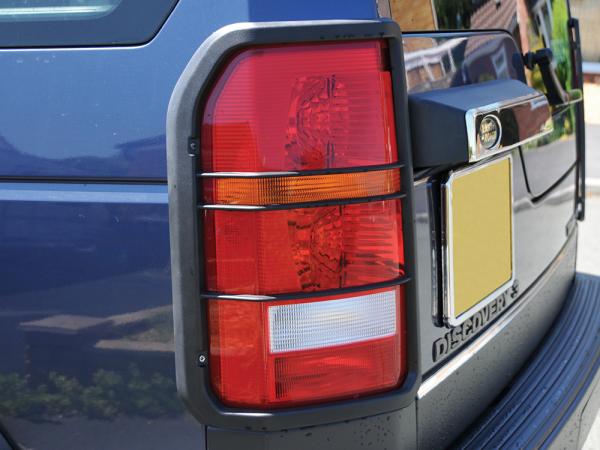 Light Guard - Rear [BRITPART VUB501380]